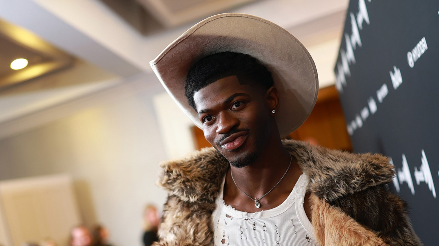 Lil Nas X kefaletle serbest bırakıldı